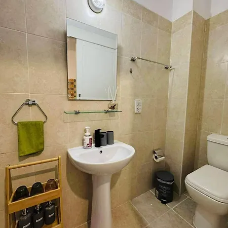 Cozy With Pool,great For Couples & Families, Center *