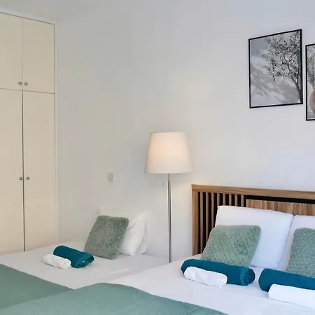 Cozy With Pool,great For Couples & Families, Center * Paphos